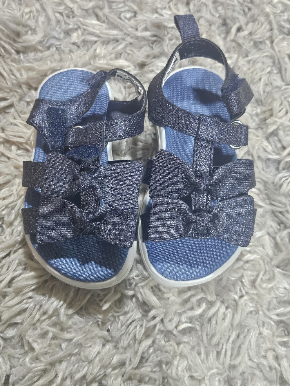 2/15$ Carter's Glitter Navy Bow Sandals for Kids